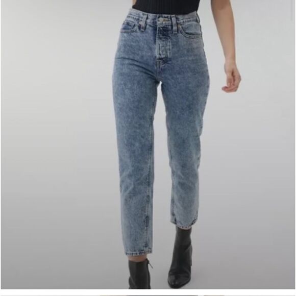 BDG Urban Outfitters Acid Wash High Rise Slim Straight Jeans Size 24 - Picture 2 of 11